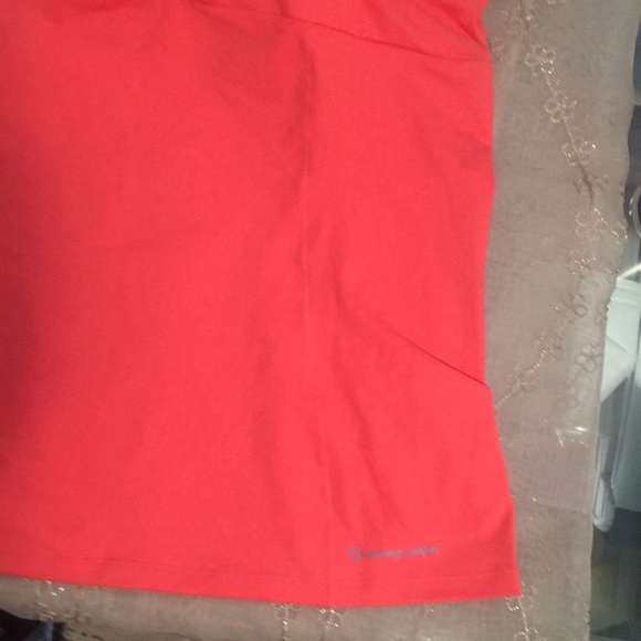 Camisole with built-in bra NWOT - Picture 2 of 7